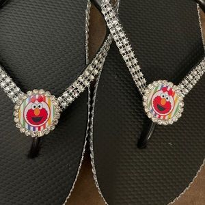 Elmo flip flops